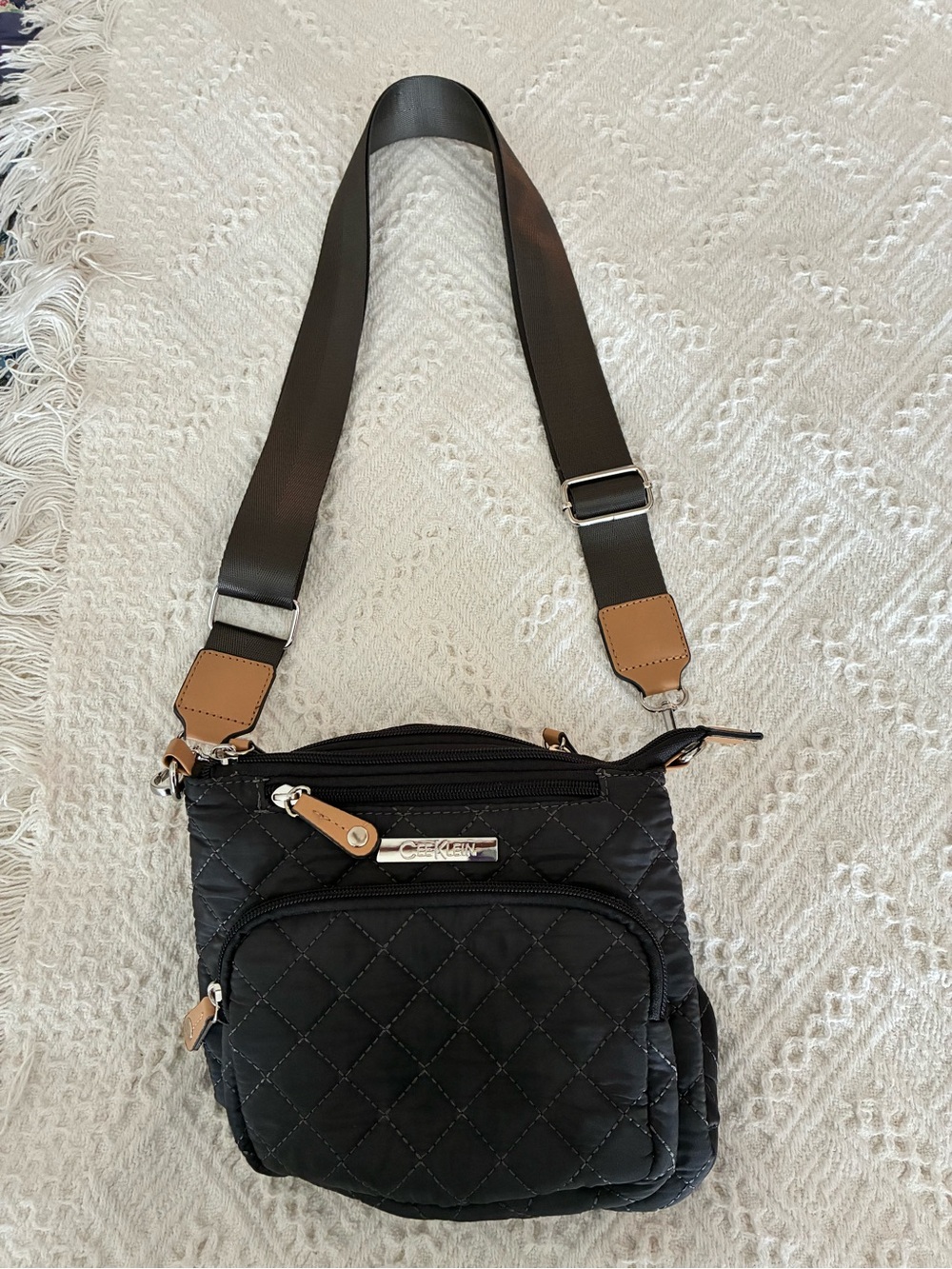 Cee Klein Quilted Crossbody Bag in Deep Green,Adjustable Strap - Picture 6 of 6
